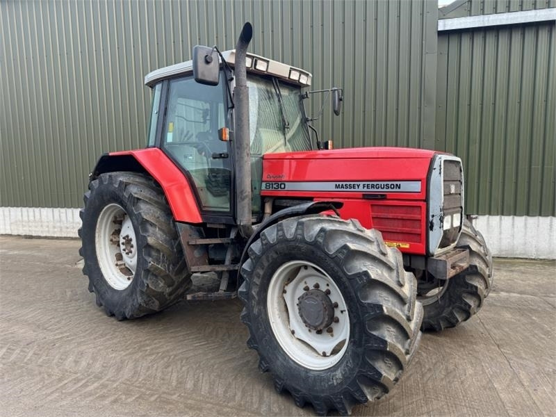 Massey Ferguson 8130 Dynashift - Tractor: foto 3 Massey Ferguson 8130 Dynashift - Tractor: foto 3