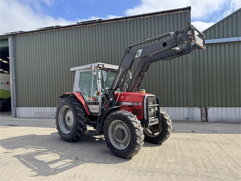 Massey Ferguson Massey Ferguson 3075 Dynashift *Low Hours* - Tractor: foto 3 Massey Ferguson Massey Ferguson 3075 Dynashift *Low Hours* - Tractor: foto 3