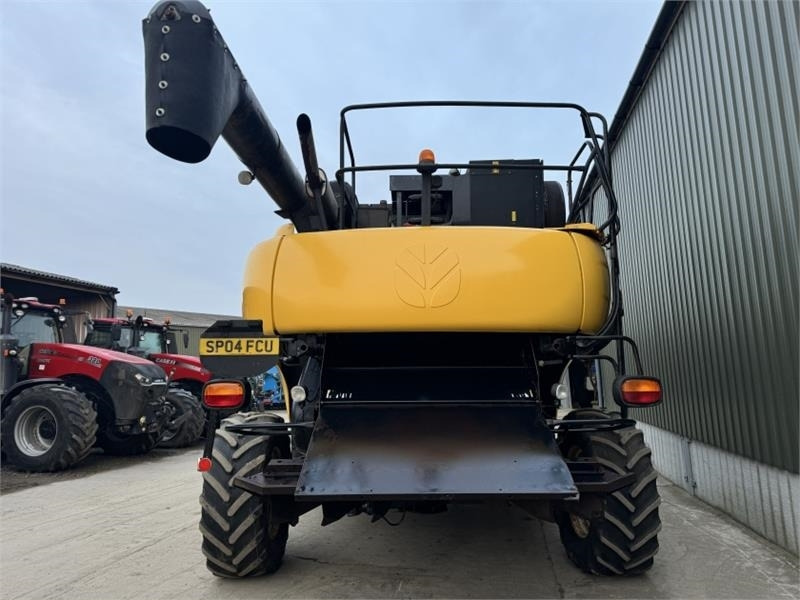 New Holland CR960 c/w 24ft Header **Video Below**  - Accesorios para cosechadoras: foto 5 New Holland CR960 c/w 24ft Header **Video Below**  - Accesorios para cosechadoras: foto 5