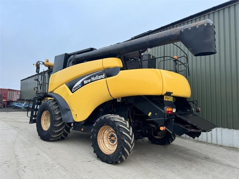 New Holland CR960 c/w 24ft Header **Video Below**  - Accesorios para cosechadoras: foto 4 New Holland CR960 c/w 24ft Header **Video Below**  - Accesorios para cosechadoras: foto 4