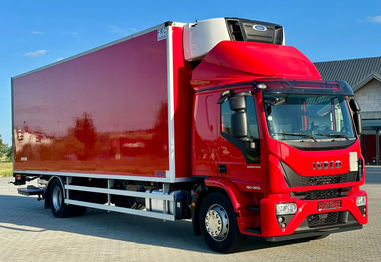 IVECO EUROCARGO 180-320 / CHŁODNIA / WINDA / 21 PALET / 8.5 M DŁUGOŚCI / CARRIER / SYPIALKA / EURO 6 - Camión frigorífico: foto 2 IVECO EUROCARGO 180-320 / CHŁODNIA / WINDA / 21 PALET / 8.5 M DŁUGOŚCI / CARRIER / SYPIALKA / EURO 6 - Camión frigorífico: foto 2