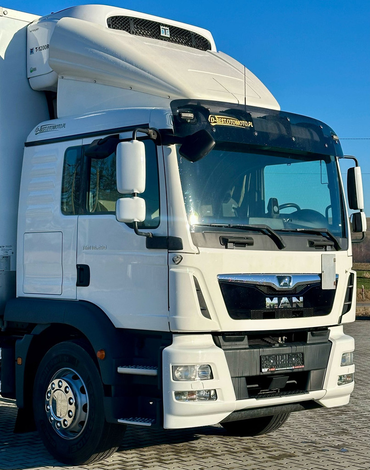 Camión frigorífico MAN TGM 18.290 / CHŁODNIA / WINDA / 18 EUROPALET / NISKI PRZEBIEG / AUTOMAT/ DRUKARKA / SYPIALKA / 2018 ROK / THERMO KING 1200: foto 7 Camión frigorífico MAN TGM 18.290 / CHŁODNIA / WINDA / 18 EUROPALET / NISKI PRZEBIEG / AUTOMAT/ DRUKARKA / SYPIALKA / 2018 ROK / THERMO KING 1200: foto 7