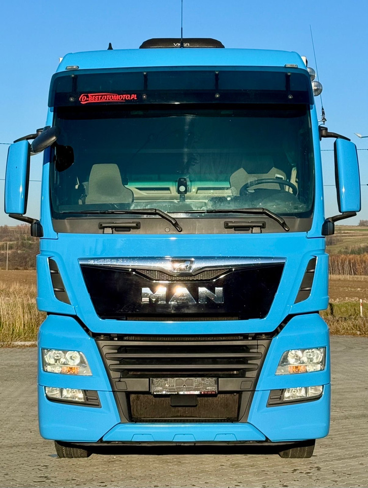 Camión lona MAN TGX 26.420 / FIRANKA / WINDA / 23 EUROPALETY / 6x2 / AUTOMAT / EURO 6 / OŚ PODNOSZONA / DUŻA KABINA / 2019 ROK: foto 6 Camión lona MAN TGX 26.420 / FIRANKA / WINDA / 23 EUROPALETY / 6x2 / AUTOMAT / EURO 6 / OŚ PODNOSZONA / DUŻA KABINA / 2019 ROK: foto 6