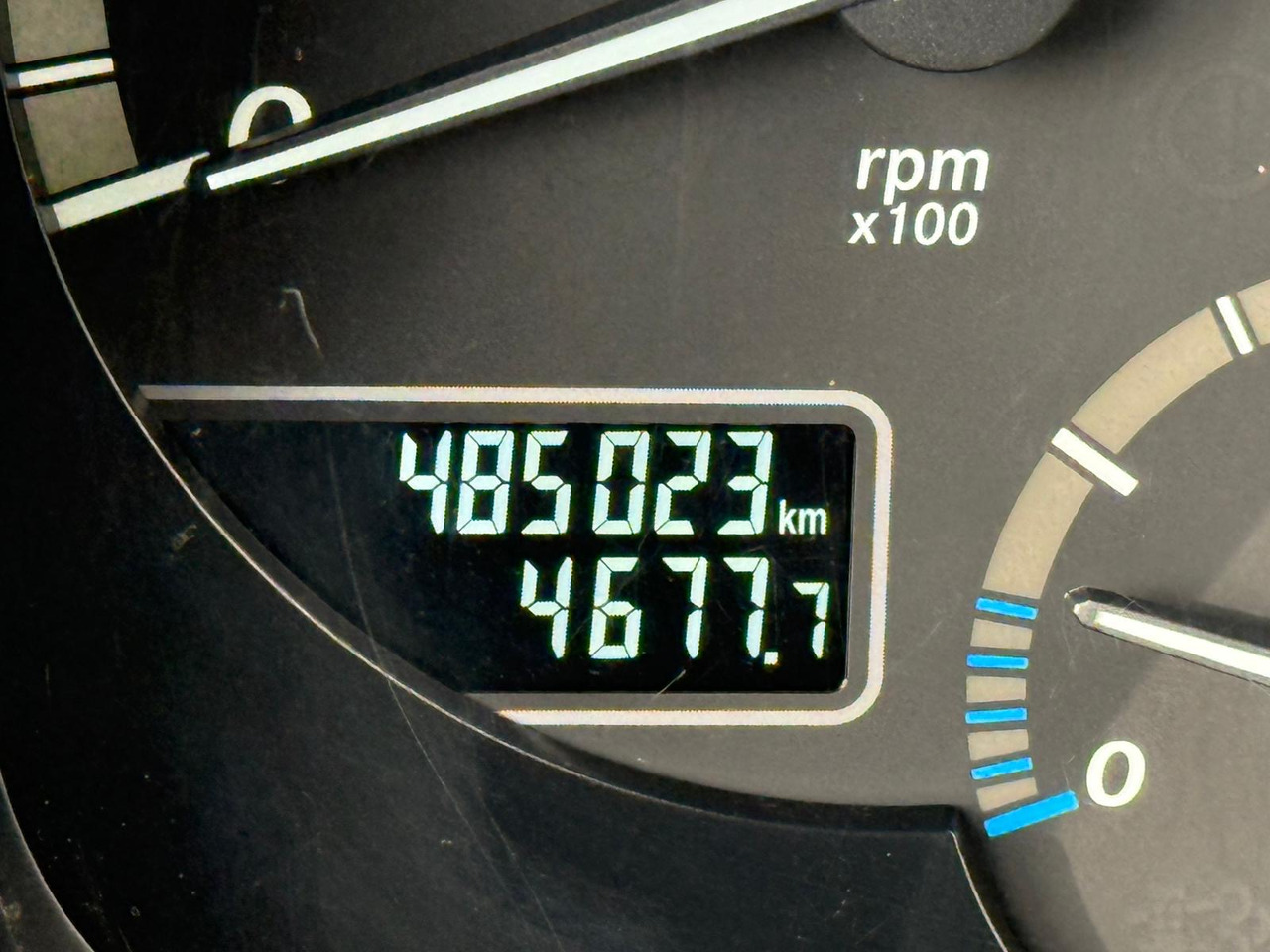 Camión frigorífico MERCEDES-BENZ ACTROS 1836 / CHŁODNIA / WINDA / 18 PALET / SILNIK 10677 cm3 / CARRIER / SYPIALKA / AUTOMAT / 2018 ROK: foto 16 Camión frigorífico MERCEDES-BENZ ACTROS 1836 / CHŁODNIA / WINDA / 18 PALET / SILNIK 10677 cm3 / CARRIER / SYPIALKA / AUTOMAT / 2018 ROK: foto 16