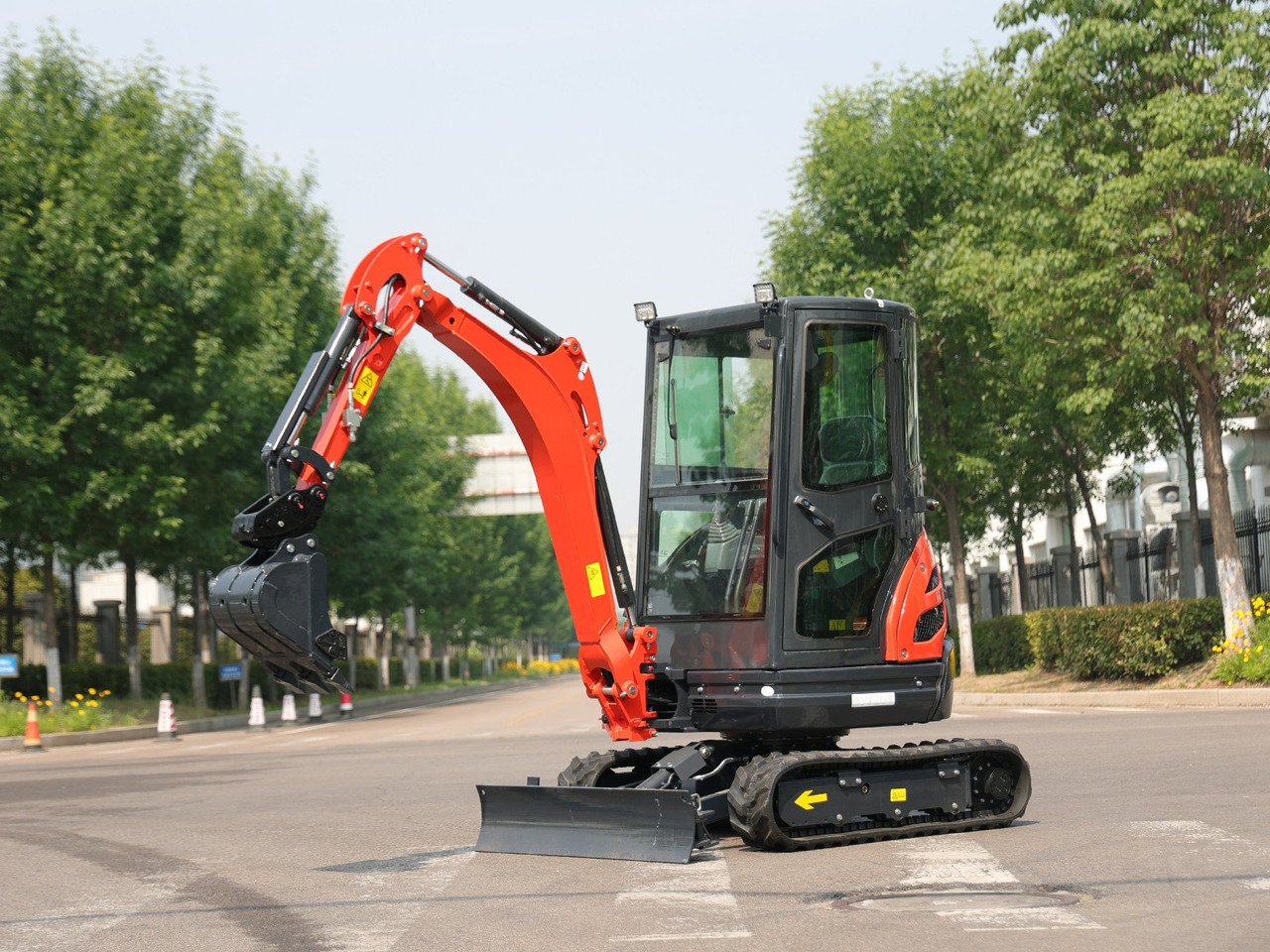 KUBOTA Diesel Mini excavator 2.5 Ton - Müller Machinery MB 25 Plus - VKSH - Miniexcavadora: foto 3 KUBOTA Diesel Mini excavator 2.5 Ton - Müller Machinery MB 25 Plus - VKSH - Miniexcavadora: foto 3