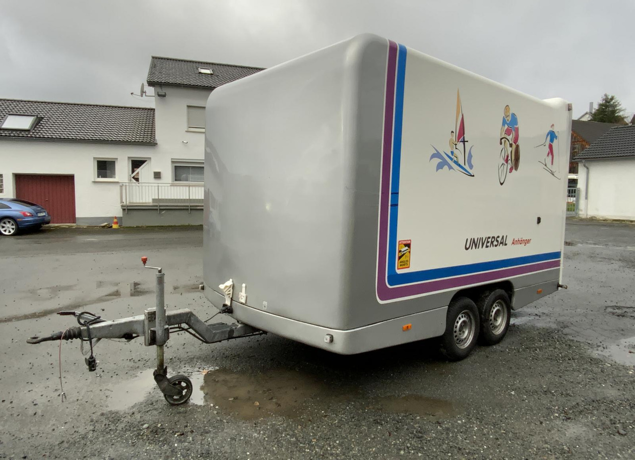 Kässbohrer Universal 261 - Remolque caja cerrada: foto 2 Kässbohrer Universal 261 - Remolque caja cerrada: foto 2