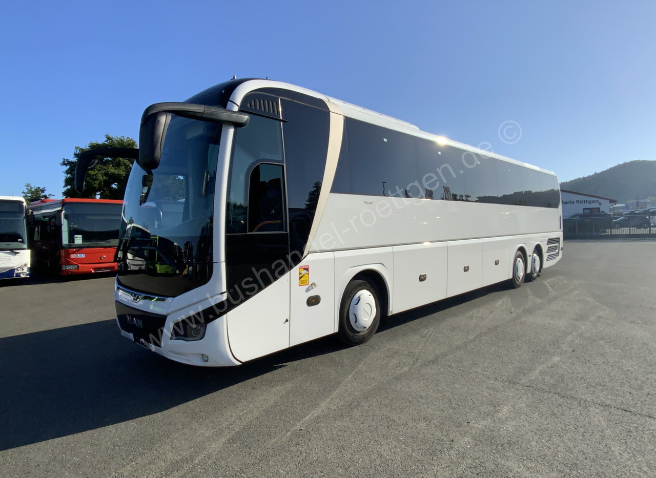 MAN R 08 - Autocar: foto 2 MAN R 08 - Autocar: foto 2