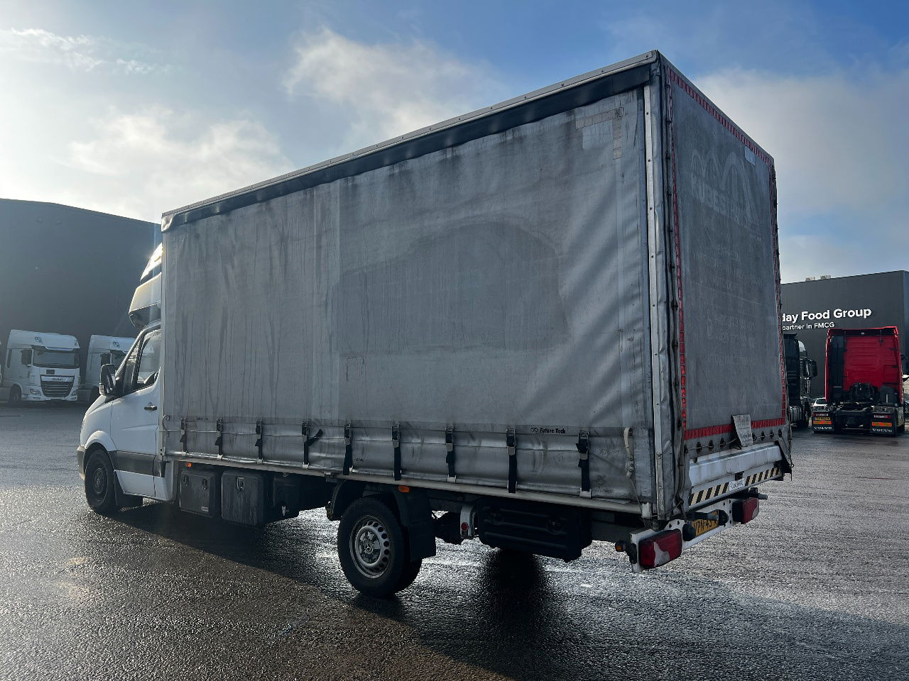 Mercedes-Benz Sprinter 316 Euro 6, Manual - Furgoneta con lona: foto 4 Mercedes-Benz Sprinter 316 Euro 6, Manual - Furgoneta con lona: foto 4