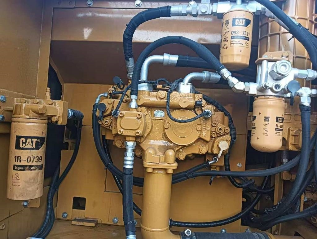 CAT 324 D2 L - Excavadora de cadenas: foto 4 CAT 324 D2 L - Excavadora de cadenas: foto 4