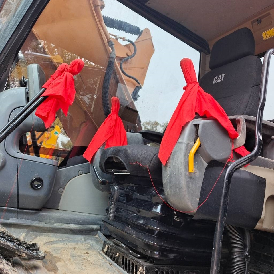 Excavadora de cadenas CAT 329 D: foto 17