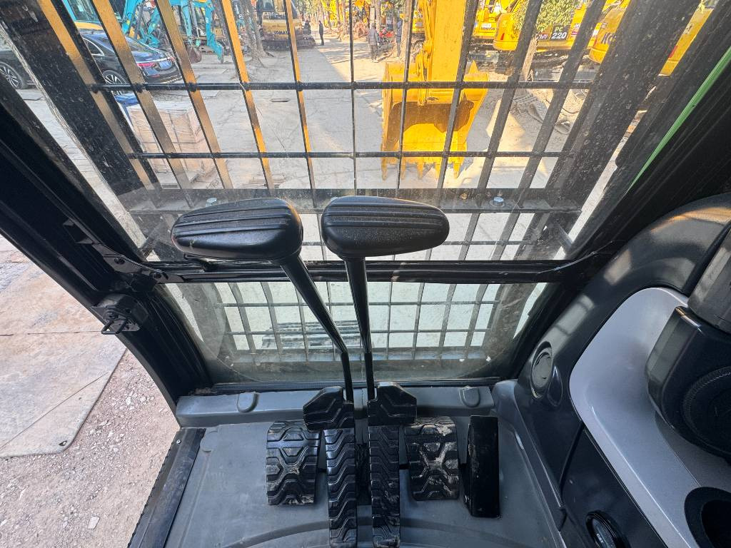 CAT 330D2L - Excavadora de cadenas: foto 5 CAT 330D2L - Excavadora de cadenas: foto 5