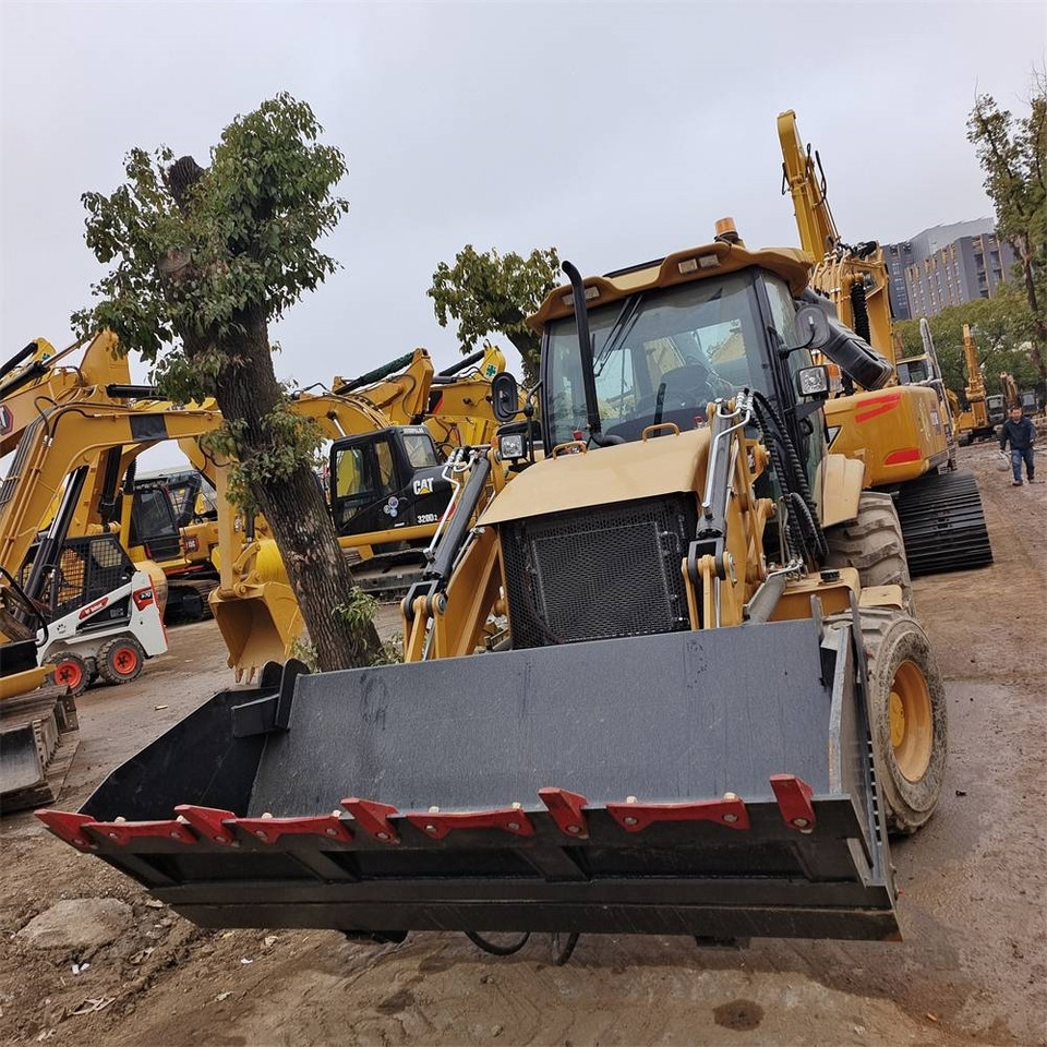 CAT 420 F 100% Brand New Machine - Excavadora de cadenas: foto 3 CAT 420 F 100% Brand New Machine - Excavadora de cadenas: foto 3