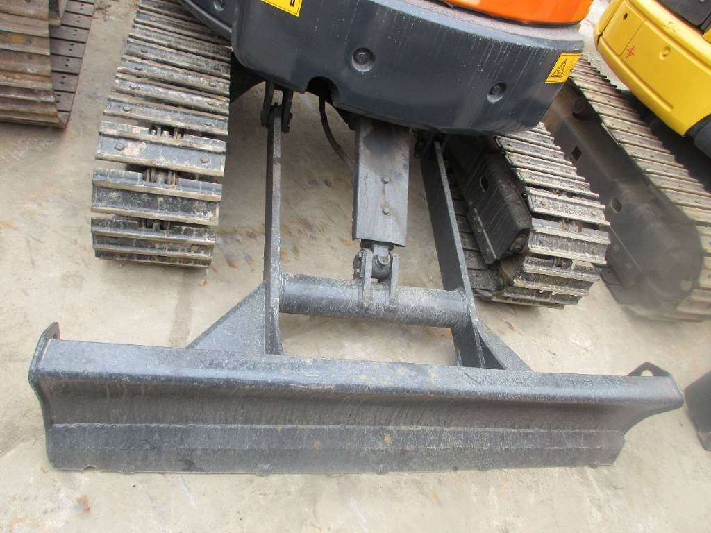 Miniexcavadora Hitachi ZX 30 U: foto 11