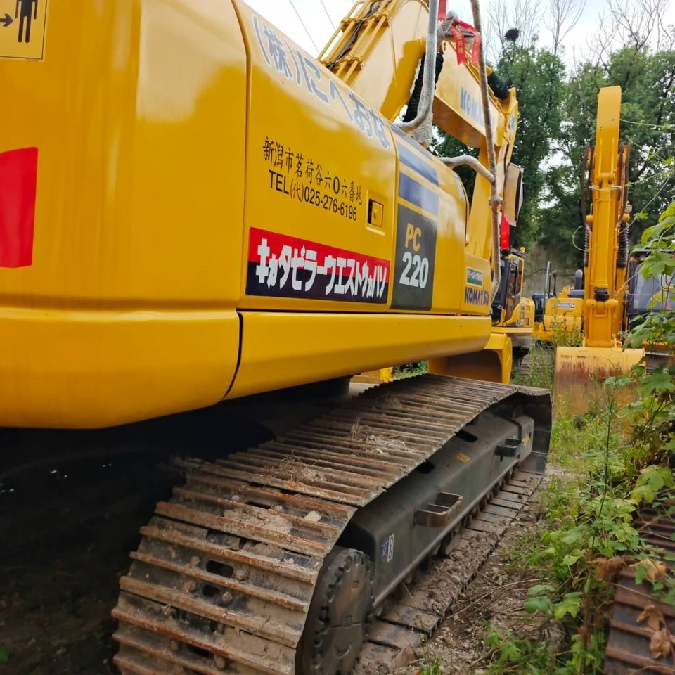 Excavadora de cadenas Komatsu PC 200-8: foto 23