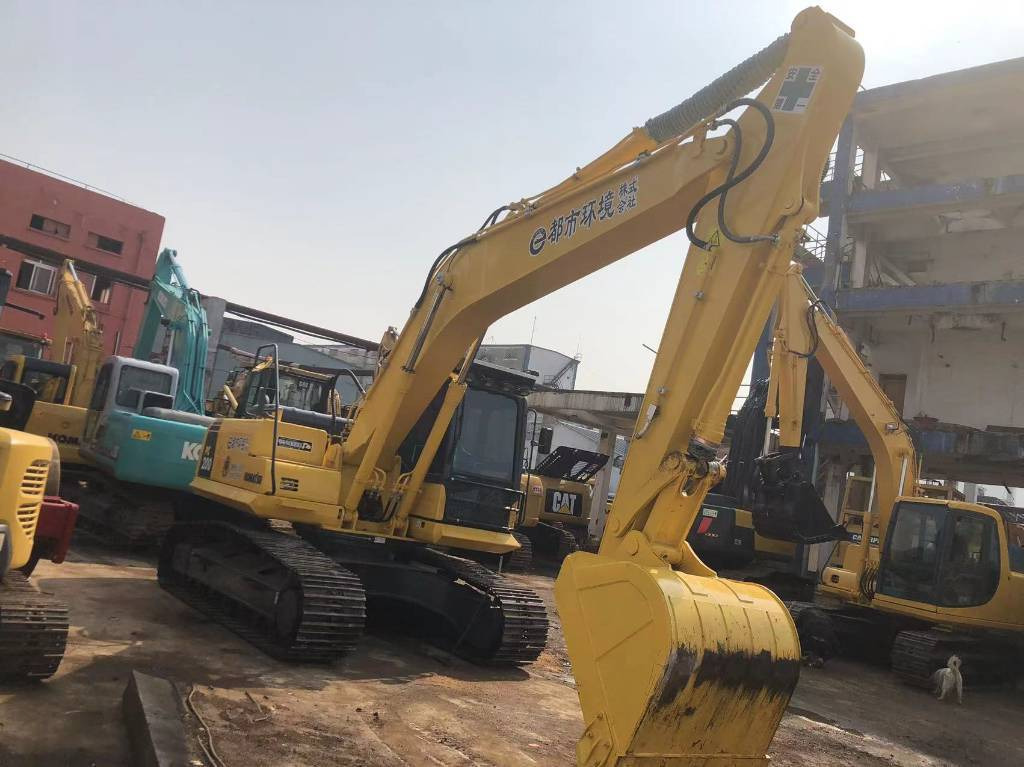 Komatsu PC 220-8 - Excavadora de cadenas: foto 3 Komatsu PC 220-8 - Excavadora de cadenas: foto 3