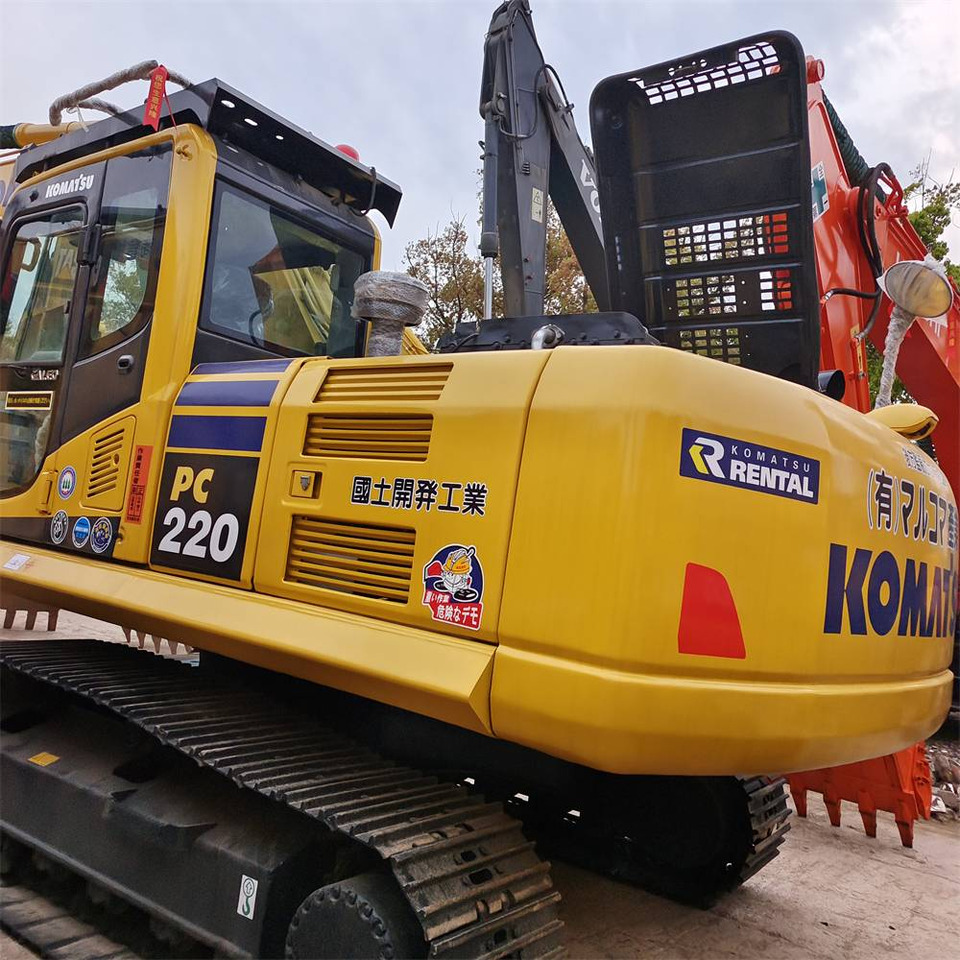 Komatsu PC 220-8 - Excavadora de cadenas: foto 1 Komatsu PC 220-8 - Excavadora de cadenas: foto 1