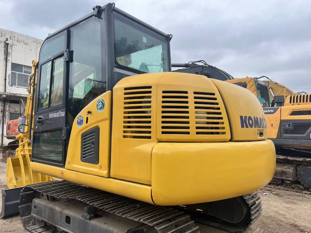 Komatsu PC 70-8 - Excavadora de cadenas: foto 4 Komatsu PC 70-8 - Excavadora de cadenas: foto 4