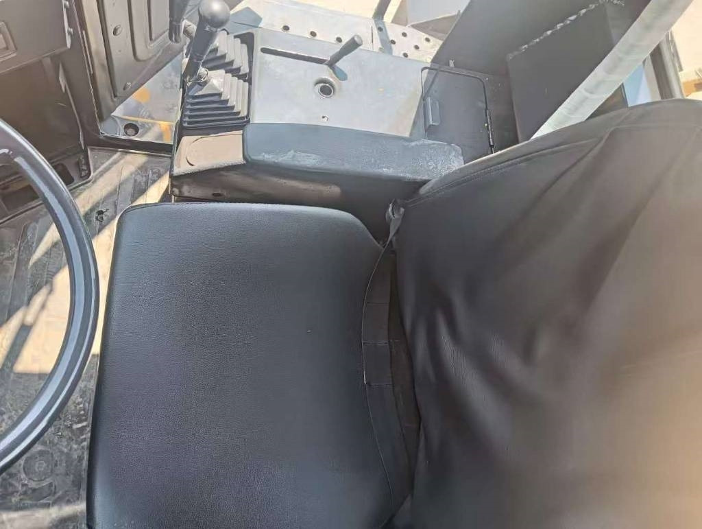 Cargadora de ruedas Komatsu WA 470-3: foto 13