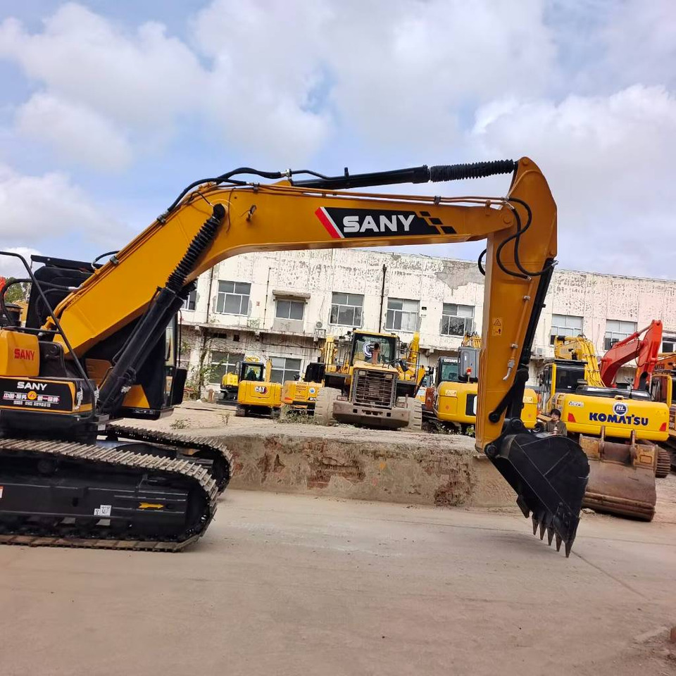 Excavadora de cadenas Sany 215C: foto 7