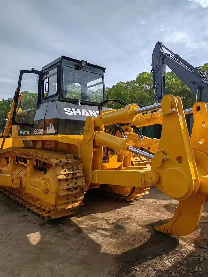 Shantui SD 32 - Bulldozer: foto 1 Shantui SD 32 - Bulldozer: foto 1