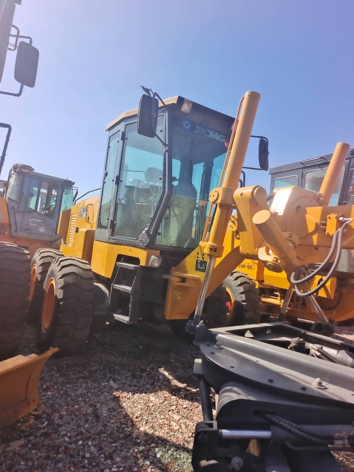 Grader XCMG GR 180: foto 6