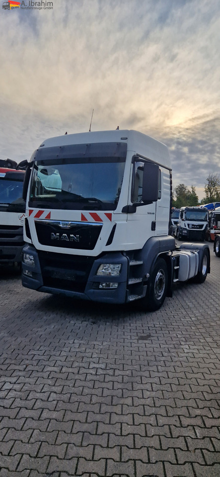 MAN TGS 18.400 PTO für Kompressor Retarder, Navi - Cabeza tractora: foto 1 MAN TGS 18.400 PTO für Kompressor Retarder, Navi - Cabeza tractora: foto 1