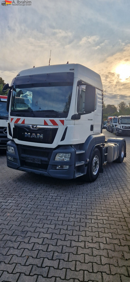 MAN TGS 18.400 PTO für Kompressor deutsches Fahrzeug - Cabeza tractora: foto 1 MAN TGS 18.400 PTO für Kompressor deutsches Fahrzeug - Cabeza tractora: foto 1