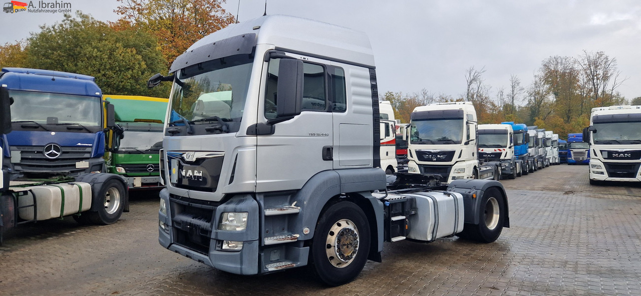 MAN TGS 18.440 PTO für Kompressor, Retarder - Cabeza tractora: foto 1 MAN TGS 18.440 PTO für Kompressor, Retarder - Cabeza tractora: foto 1