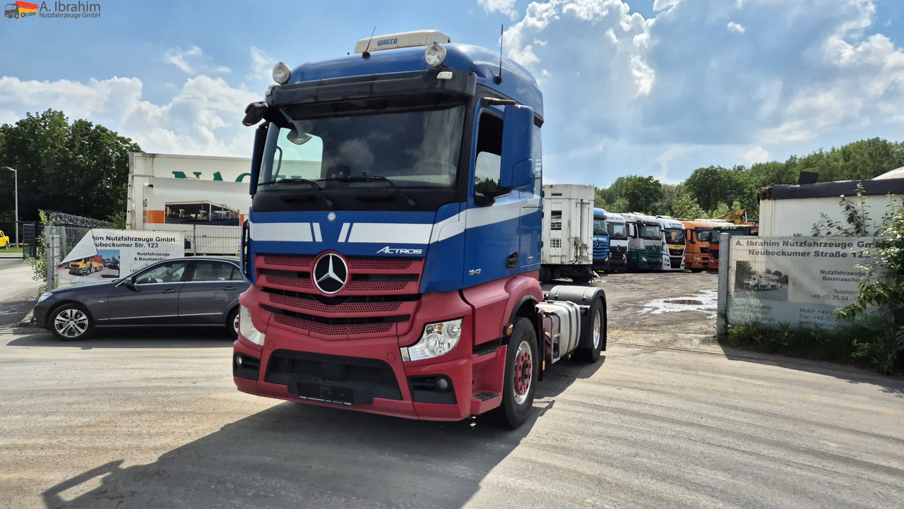 Mercedes-Benz 1843 DB 1843 mit PTU für Kompressor - Cabeza tractora: foto 1 Mercedes-Benz 1843 DB 1843 mit PTU für Kompressor - Cabeza tractora: foto 1