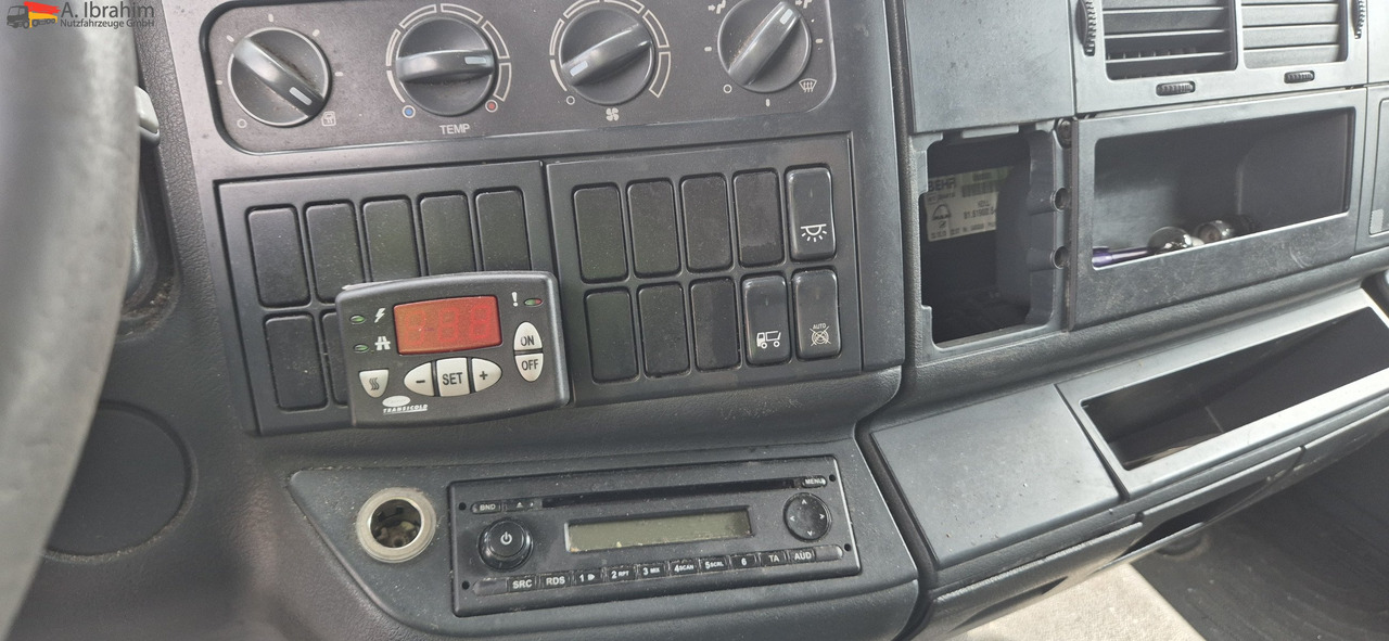 Furgoneta MAN TGL 8.150 4X2 BL Unfallschaden bedingt fahrbereit, Motor ok: foto 7 Furgoneta MAN TGL 8.150 4X2 BL Unfallschaden bedingt fahrbereit, Motor ok: foto 7