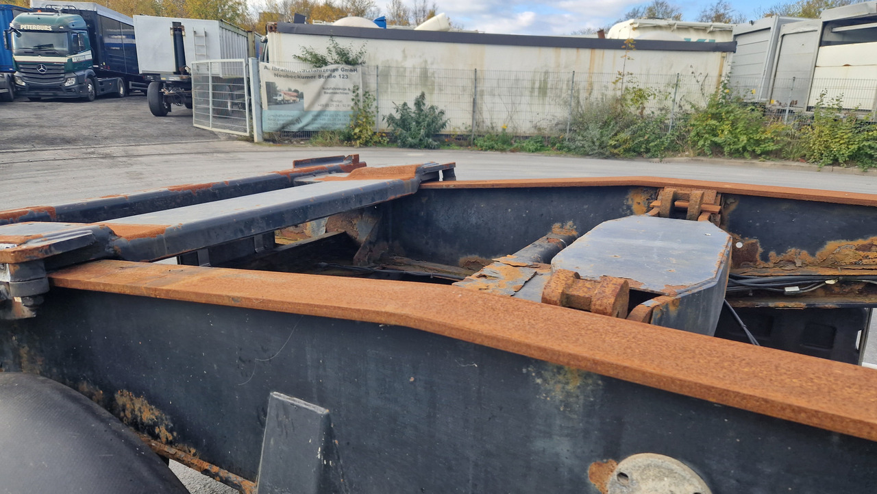 Hüffermann HSA - Remolque multilift/ Portacontenedores de cadenas: foto 5 Hüffermann HSA - Remolque multilift/ Portacontenedores de cadenas: foto 5