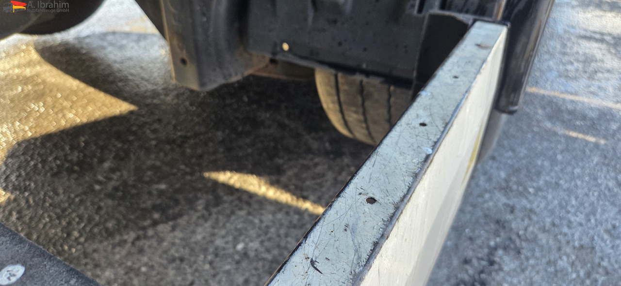 Krone SD Megatrailer Hubdach Liftachse | SAF Achsen - Semirremolque lona: foto 2 Krone SD Megatrailer Hubdach Liftachse | SAF Achsen - Semirremolque lona: foto 2