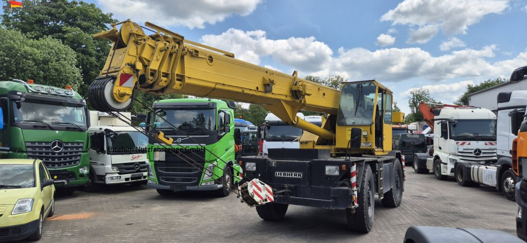 Liebherr LTL1025 - Grúa para terrenos difíciles: foto 1 Liebherr LTL1025 - Grúa para terrenos difíciles: foto 1