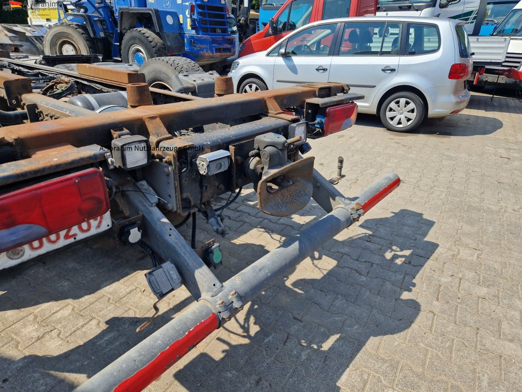 MAN 26.360 Klima Retarder Zustand gut - Camión portacontenedore/ Intercambiable: foto 2 MAN 26.360 Klima Retarder Zustand gut - Camión portacontenedore/ Intercambiable: foto 2