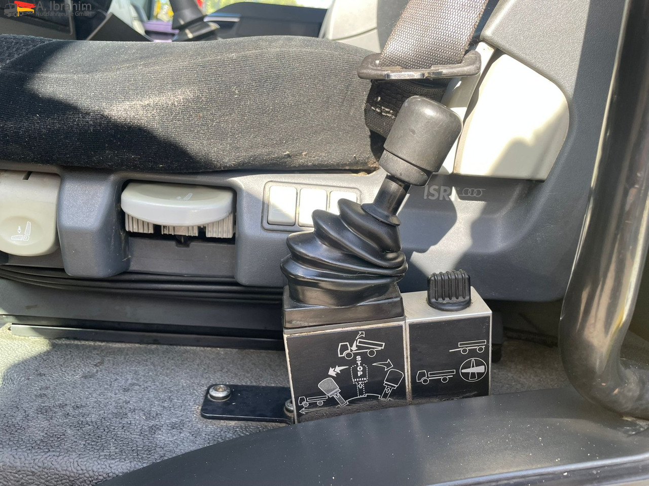 MAN TGS 26.480 Meiller 3 Seiten | 6x4 | Schalter | 3 Pedals - Camión volquete: foto 4 MAN TGS 26.480 Meiller 3 Seiten | 6x4 | Schalter | 3 Pedals - Camión volquete: foto 4