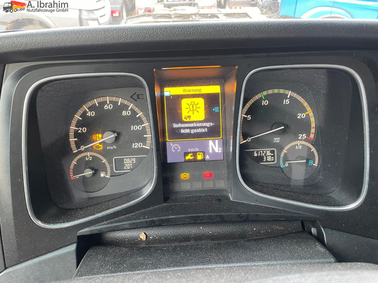 Mercedes-Benz Actros 2545 6x2 Pritsche Kran HIAB 166 - Camión caja abierta, Camión grúa: foto 2 Mercedes-Benz Actros 2545 6x2 Pritsche Kran HIAB 166 - Camión caja abierta, Camión grúa: foto 2