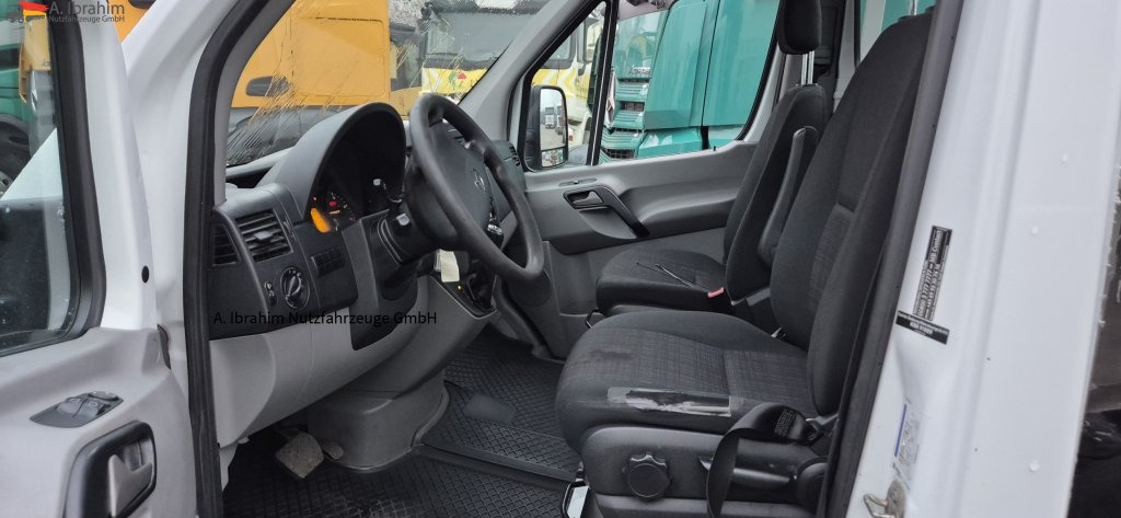 Mercedes-Benz Sprinter DB 319 CDI Automatik, Tempomat, ATM bei 290 tkm - Grua de remolque autos: foto 2 Mercedes-Benz Sprinter DB 319 CDI Automatik, Tempomat, ATM bei 290 tkm - Grua de remolque autos: foto 2