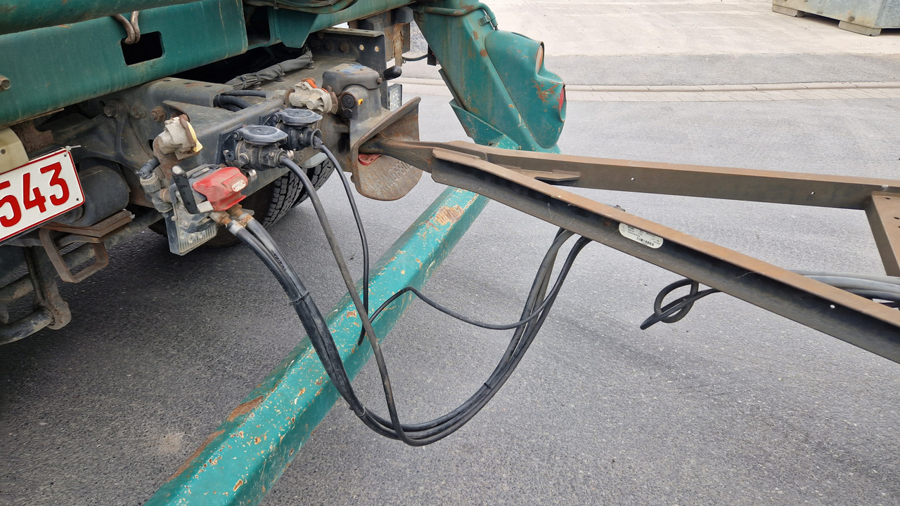 SPITZER SAPI 1832 Topzustand, einsatzbereit - Remolque cisterna: foto 4 SPITZER SAPI 1832 Topzustand, einsatzbereit - Remolque cisterna: foto 4