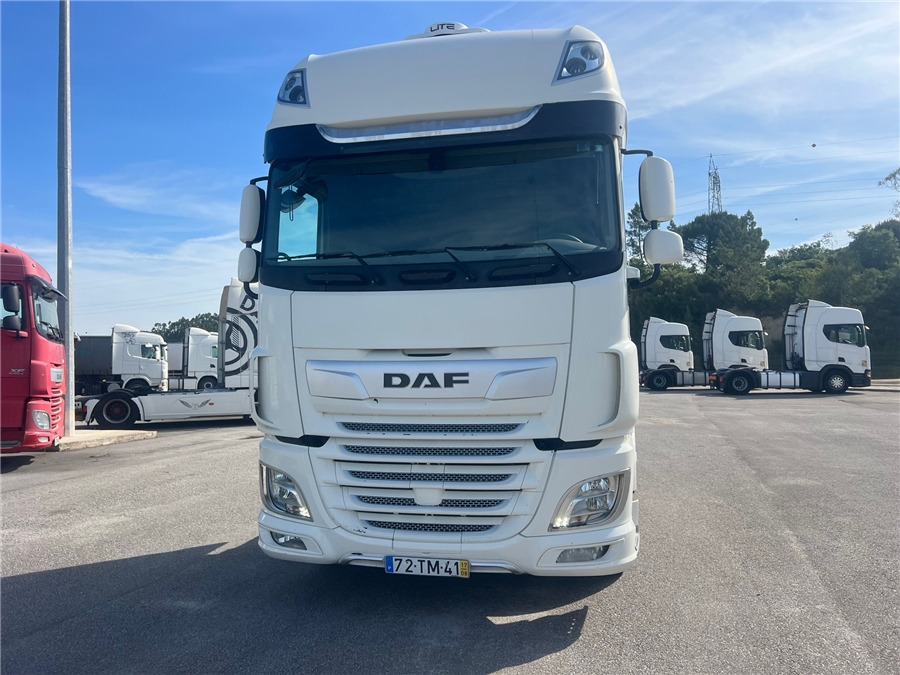 DAF XF 105/480 - Cabeza tractora: foto 2 DAF XF 105/480 - Cabeza tractora: foto 2