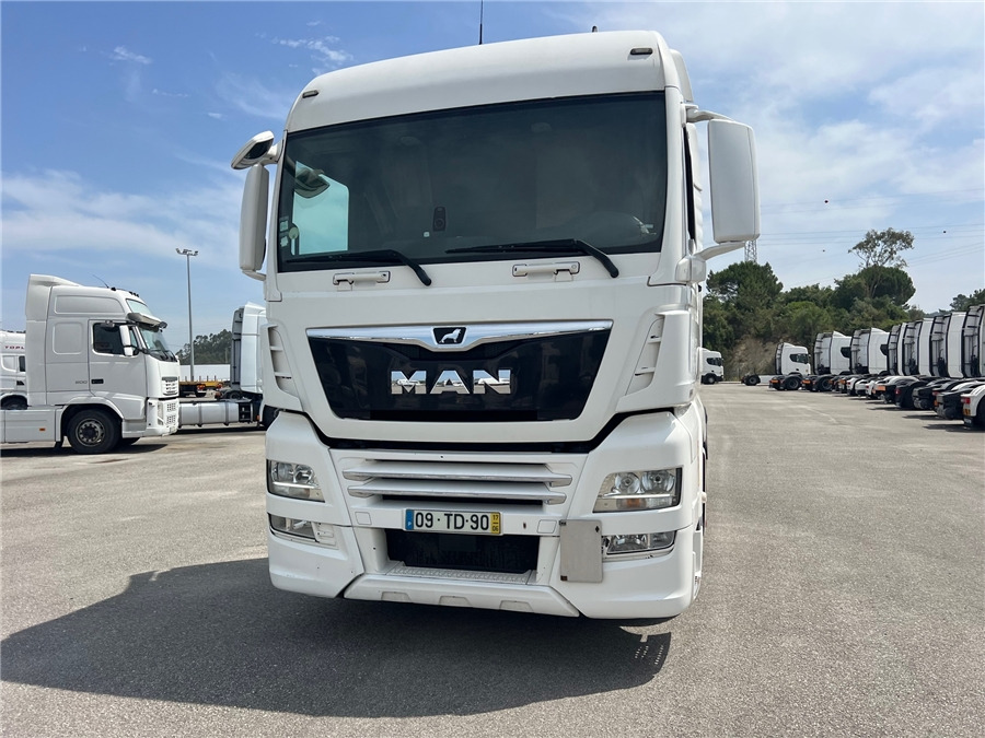 MAN TGX 18.460 - Cabeza tractora: foto 2 MAN TGX 18.460 - Cabeza tractora: foto 2