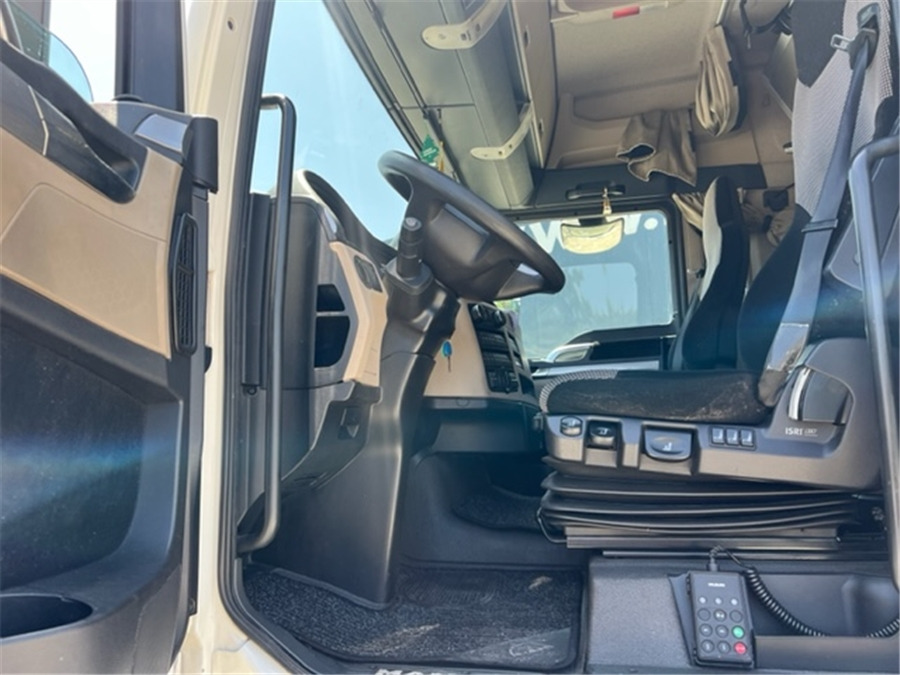 MAN TGX 18.460 - Cabeza tractora: foto 5 MAN TGX 18.460 - Cabeza tractora: foto 5