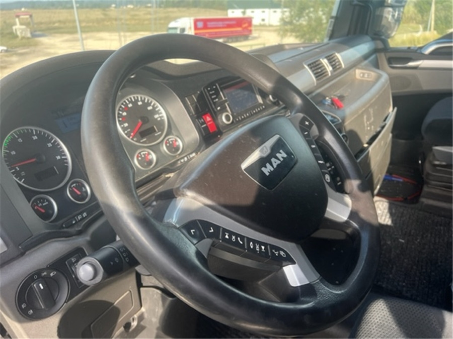 Cabeza tractora MAN TGX 18.480 / RETARDE: foto 8