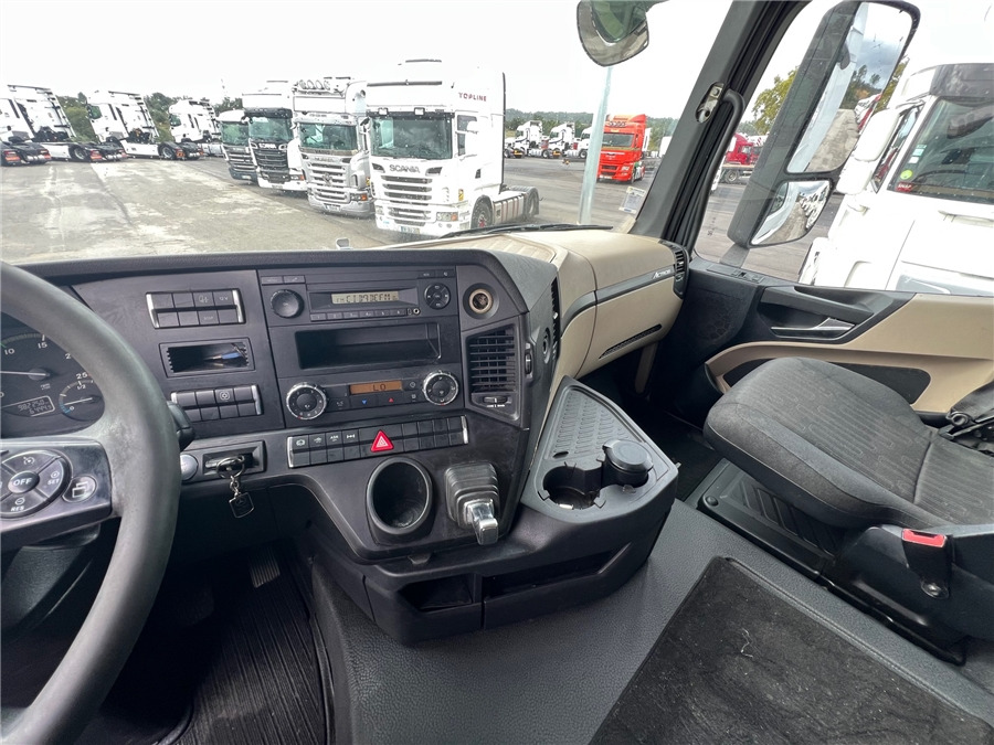 Cabeza tractora MERCEDES-BENZ ACTROS 1845 LS: foto 8