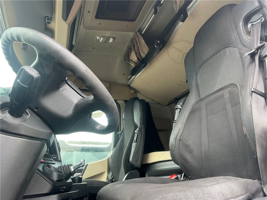 Cabeza tractora MERCEDES-BENZ ACTROS 1845 LS: foto 5