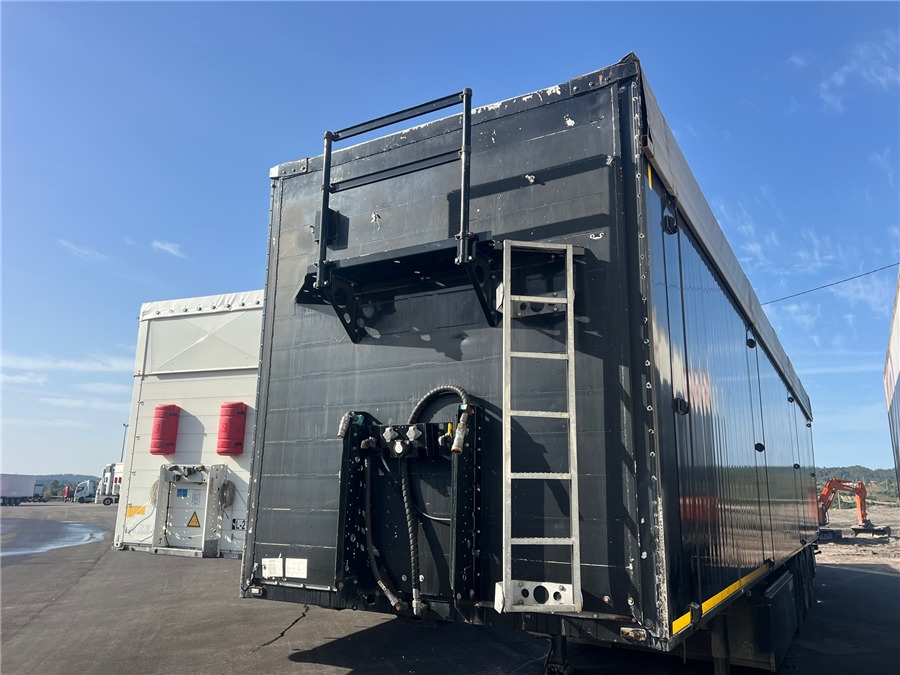 SCHMITZ SGF-S3 - Semirremolque piso movil: foto 2 SCHMITZ SGF-S3 - Semirremolque piso movil: foto 2