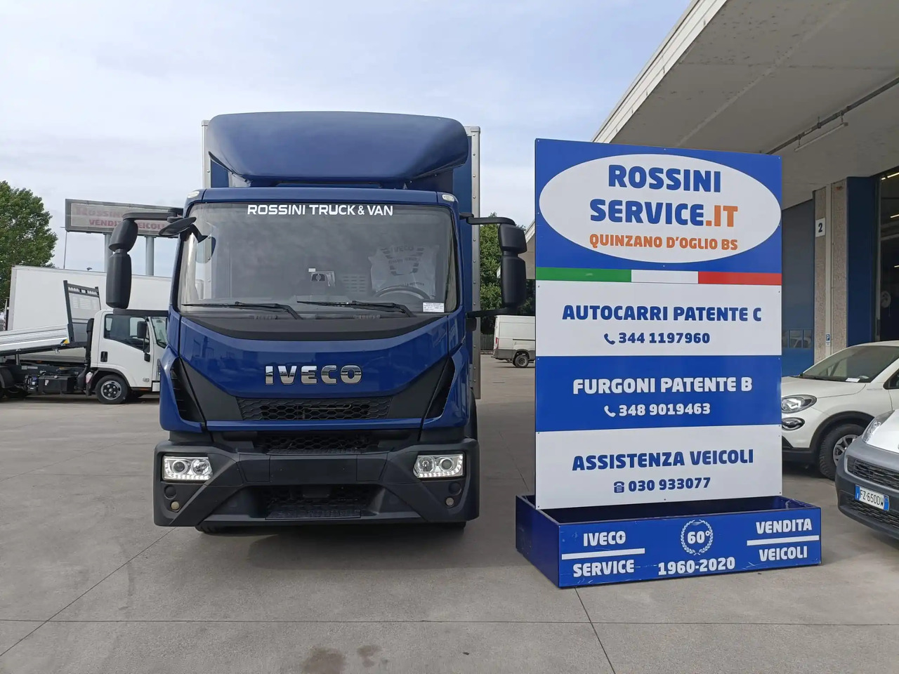 IVECO EUROCARGO 120E22P - Camión chasis: foto 1 IVECO EUROCARGO 120E22P - Camión chasis: foto 1
