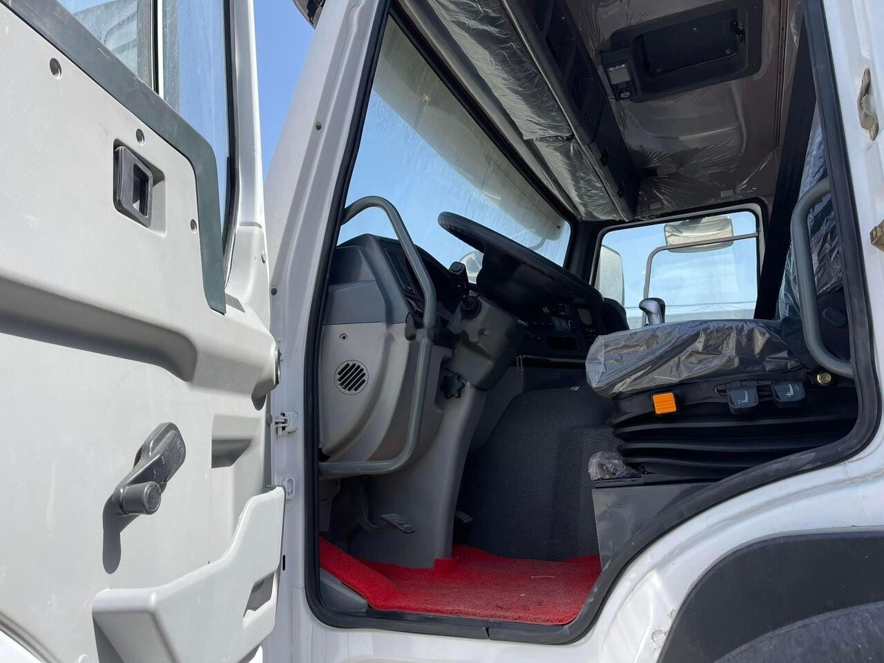 Howo Used 371 6X4 - Cabeza tractora: foto 2 Howo Used 371 6X4 - Cabeza tractora: foto 2