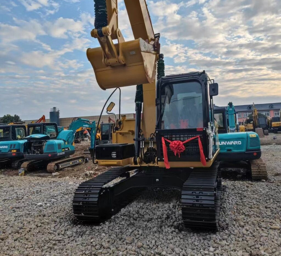 Excavadora de cadenas Caterpillar 312D: foto 6