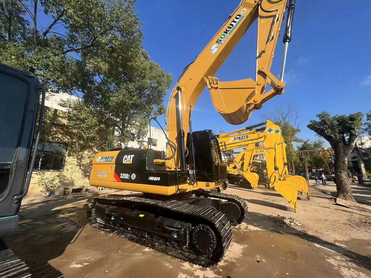 Caterpillar 320D - Excavadora de cadenas: foto 1 Caterpillar 320D - Excavadora de cadenas: foto 1