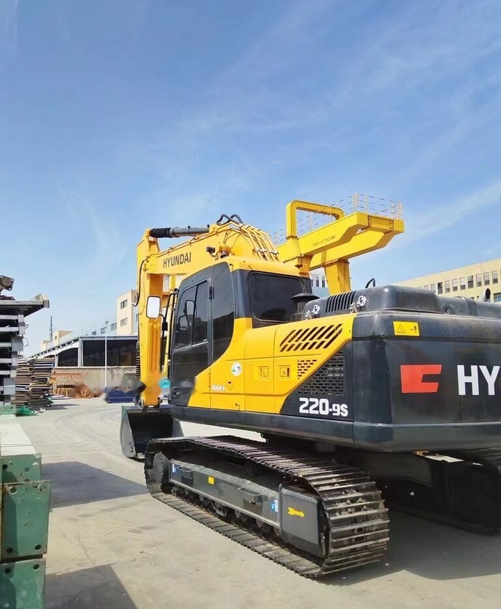 Hyundai R220-9S - Excavadora de cadenas: foto 3 Hyundai R220-9S - Excavadora de cadenas: foto 3